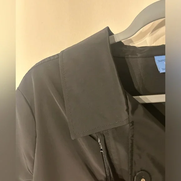 Simply Vera Wang Black Rain Jacket Coat with pockets. Excellent Condition! - Picture 7 of 7